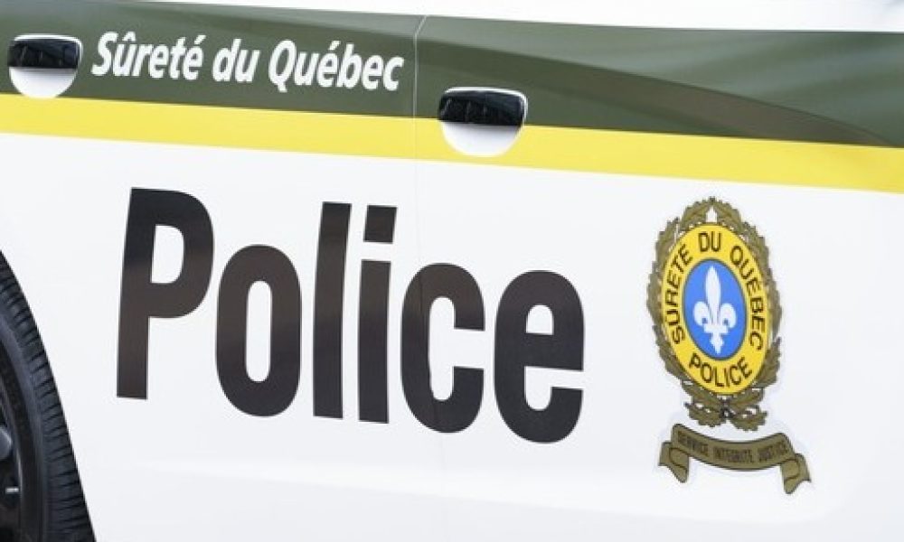 grenade,camping,inoffensive,forces,inerte,explosifs,militaire,équipe,spécialistes,population,danger,sûre,sécurité,SQ,spécialistes