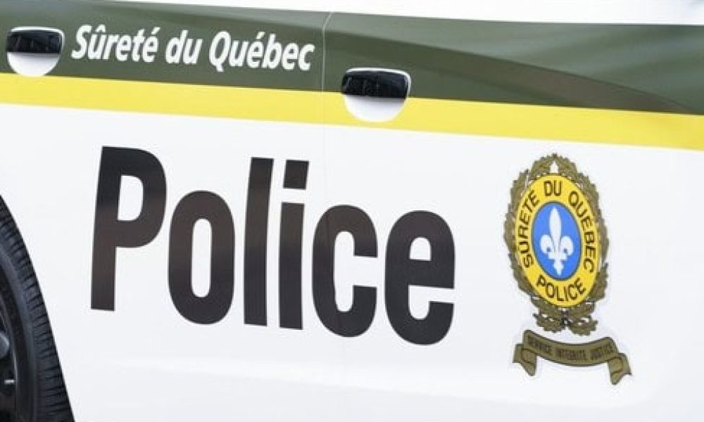 grenade,camping,inoffensive,forces,inerte,explosifs,militaire,équipe,spécialistes,population,danger,sûre,sécurité,SQ,spécialistes