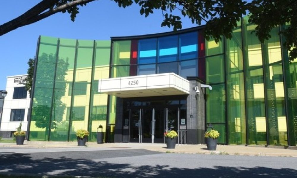 Longueuil,ombudsman,bureau,indépendant,ville,nom,rôle,population,plaintes,municipaux,neutralité,organisme,mandat,confusion,ministère,protecteur