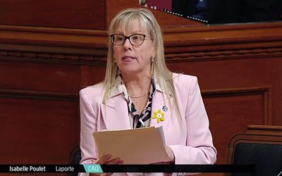 Isabelle Poulet exclue du caucus de la CAQ par François Legault