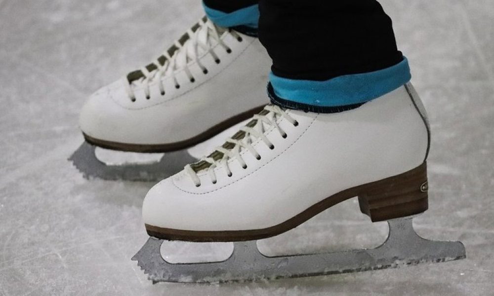 ville,Sainte-Julie,patinoire,couverte,résidents,glacée,météo,hiver,espace,terrain,été,basketball,saison,accès,projet,sportives