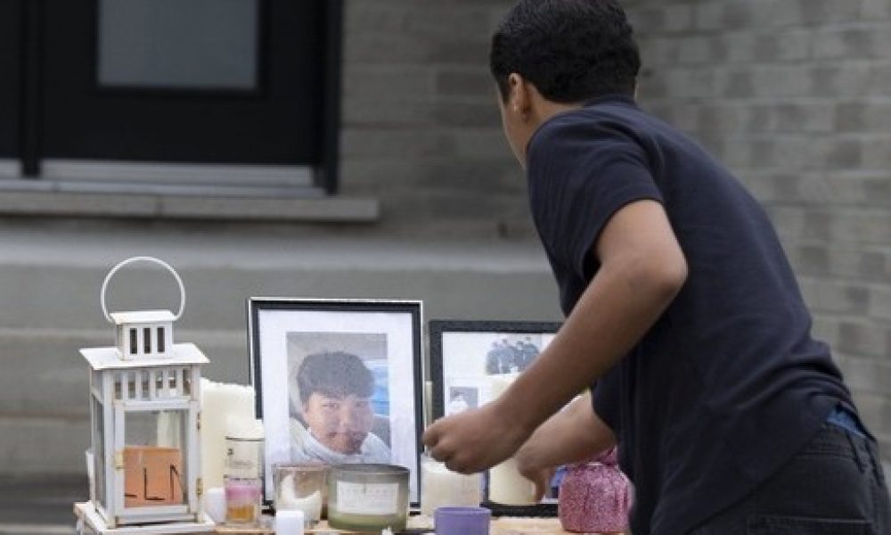 famille,Nooran Rezayi,veillée,mémoire,policier,décès,mort,poste,Longueuil,hommage,adolescent,enquête,jeunes,accusations,gouvernement,arme,feu,groupe