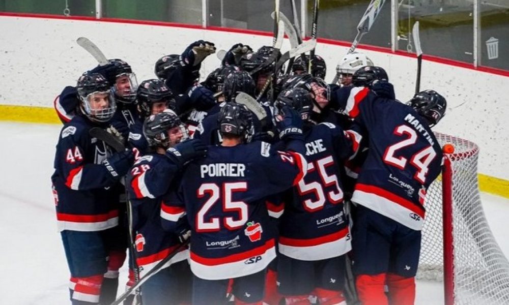 fm1033,Collège,victoire,hockey,face,Flames,hockey,but, rencontre,minurtes,période,peine,minutes,formation,locale,avance,colisée,Jean-Béliveau