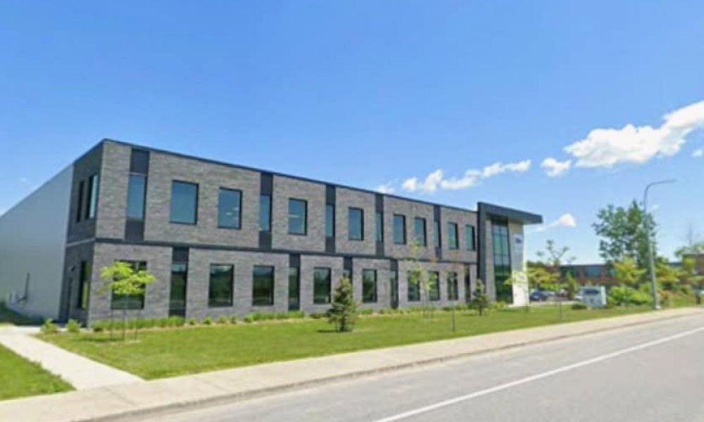 défense,nationale,panels,DEL,Longueuil,emplois,région,création,développement,économique,appels,offre,militaires,annonce,ministre,satellites,rapport,garnison,