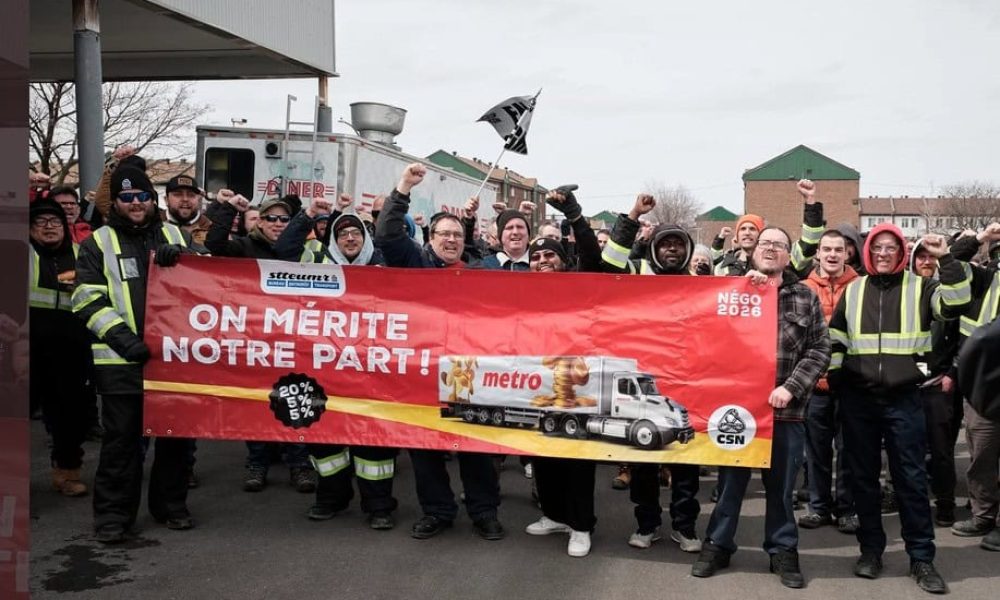 Metro,moyens,personnel,cadre,sécurité,dirigeants,manifestation,résidence,entreprise,Boucherville,salaire,conflit,action,travail,heures,slogans,pancartes