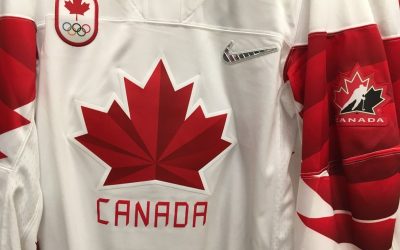 Mélodie Daoust et Équipe Canada remportent la médaille d’or au hockey féminin