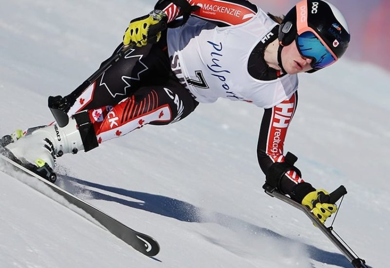 Athlète en ski alpin