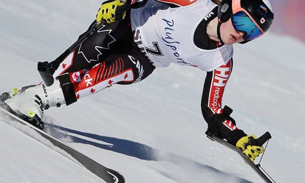 Athlète en ski alpin