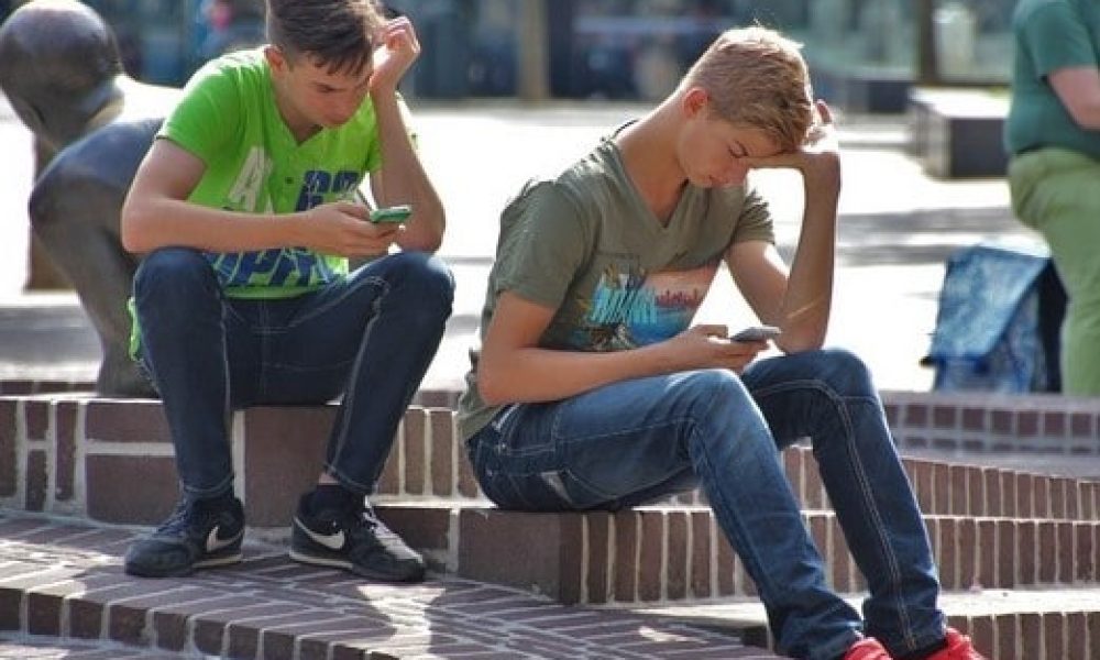 Les Canadiens souhaitent une information gratuite