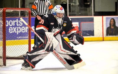 Article: Le hockey universitaire attend quatre anciens du CF