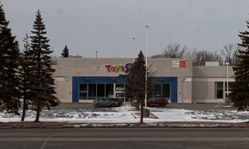 Le dernier magasin Toys R Us en sol québécois se trouve à Saint-Bruno-de-Montarville. Photo: FM 103,3