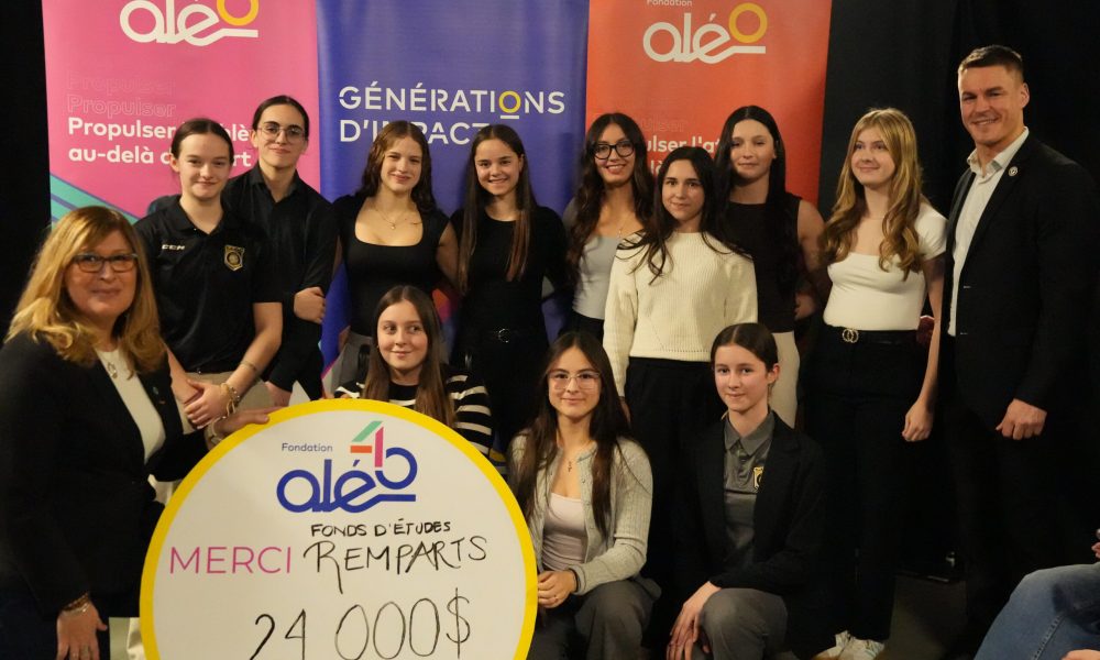 jeune,hockeyeuse,fondation,Aléo,Rempart,joueuses,athlète,match,ligue,maritimes,remise,don,junior,scolaire,réussite,permis,saison