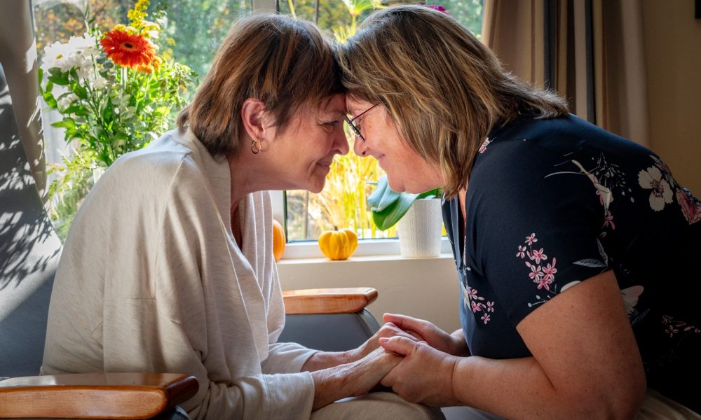 maison,source,financement,personnel,nature,humaine,travail,salaire,nature,réseau,public,soins,conditions,enjeu,écoute,direction