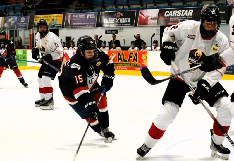 Le Collège Français de Longueuil (CF) a prolongé sa séquence victorieuse en vainquant le Phoenix de Montréal, mardi, dans la Ligue de hockey junior AAA du Québec.