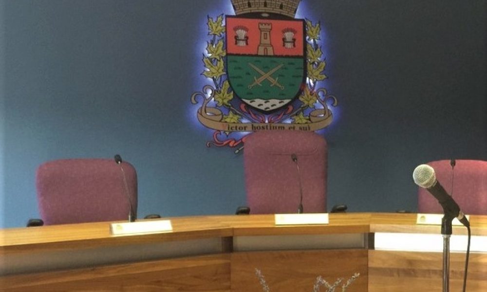 Le maire de La Prairie gèle son salaire pour tout son mandat