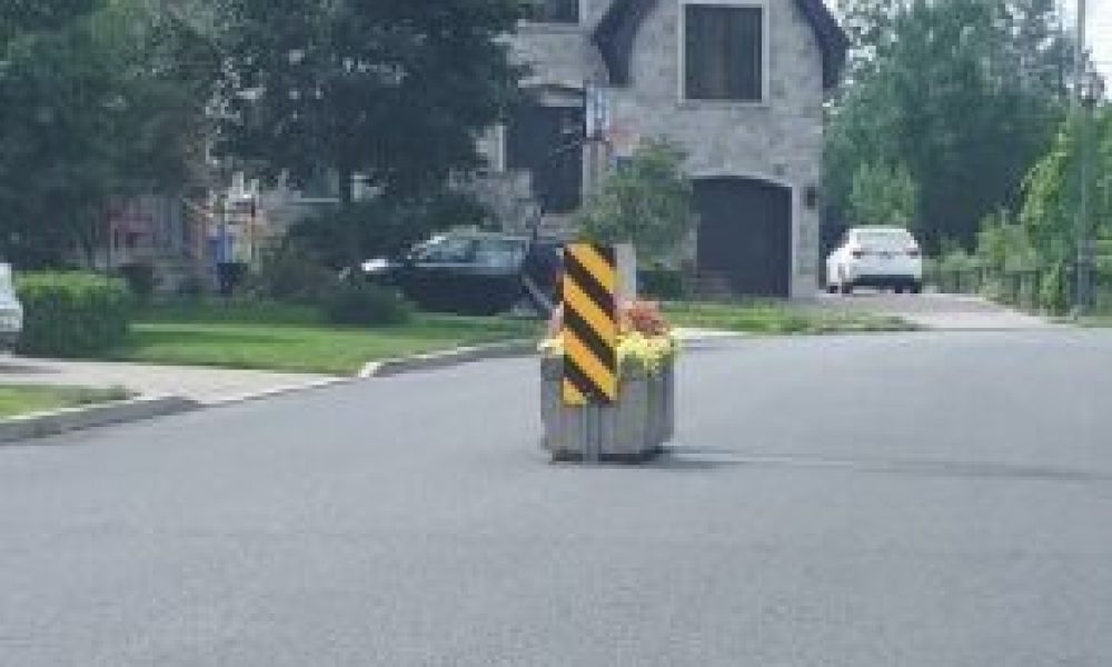 Une rue de La Prairie suréquipée contre la vitesse
