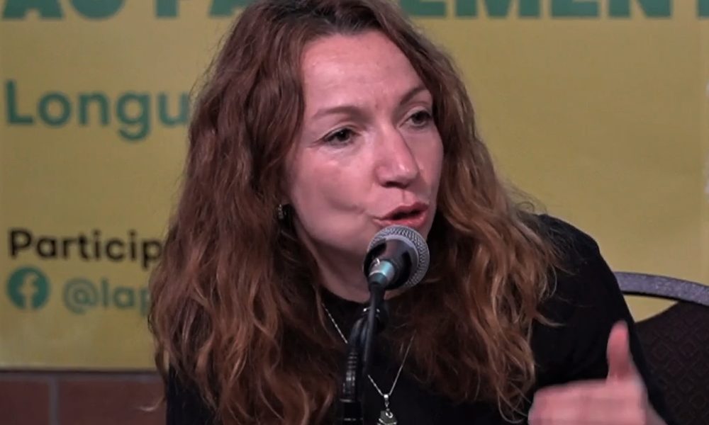 Candidate Martine Ouellet durant un débat