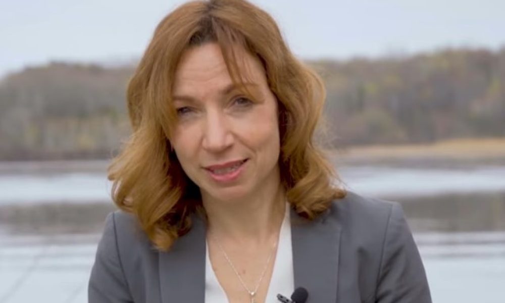 Martine Ouellet qualifie Ottawa d'hypocrite envers l'environnement