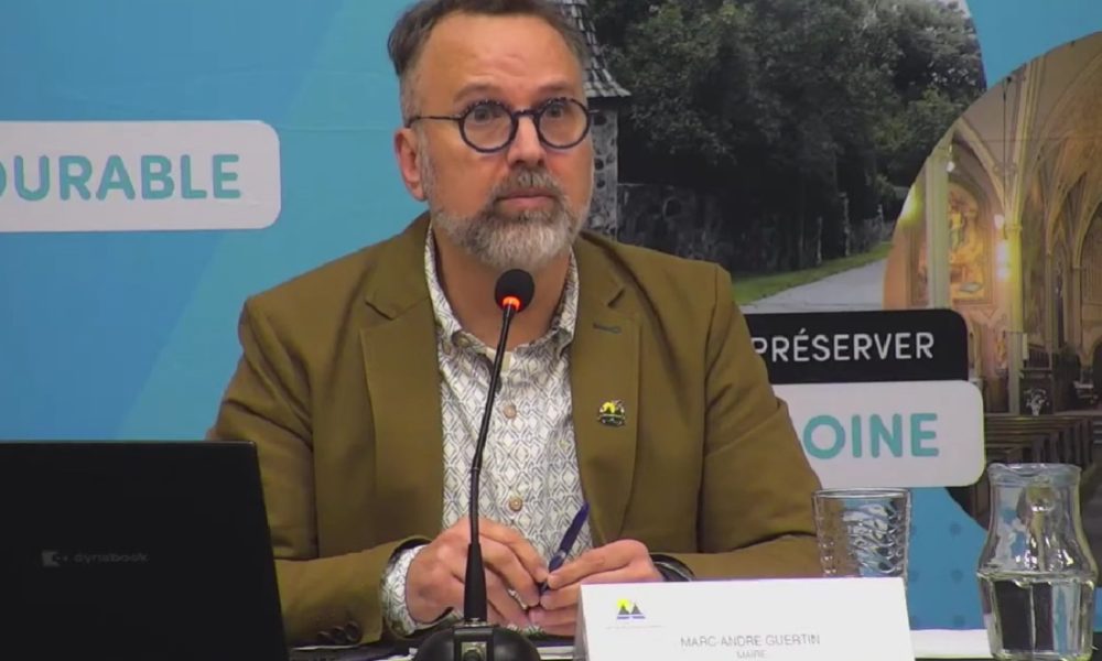 MB manoir Mont-Saint-Hilaire