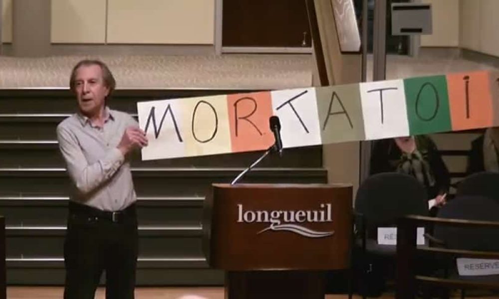 Des militants veulent la tenue d'un « MORTATOIRE » pour tous les projets au sein de l'aéroport de Saint-Hubert à l'avenir. Photo : Capture d'écran