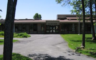 journaliste,facture,école,Saint-Bruno,ministère,éducation,parc,baseball,coûts,opération,terrains,sportifs,somme,ville,maire,espaces,loisirs