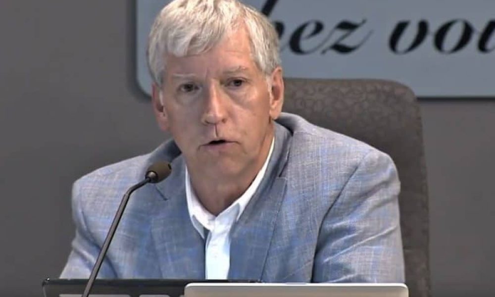 Le maire Murray a parfois l’impression d’être dénié par son conseil