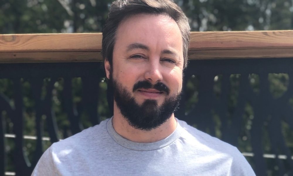 Âgé dans la quarantaine, Mathieu Gratton est un nouveau ve-nu en politique. Photo: Facebook