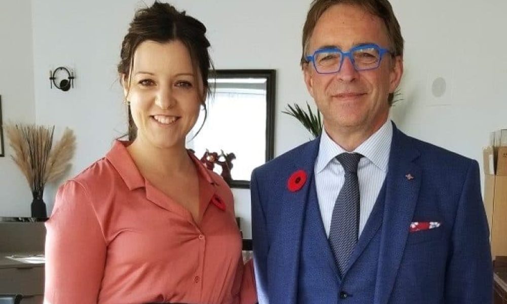 La présidente du conseil d'administration du RTL, Geneviève Héon, et le directeur général Michel Veilleux. Photo: Archives KD