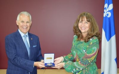 Sylvain Vinet reçoit la médaille de l’Assemblée nationale