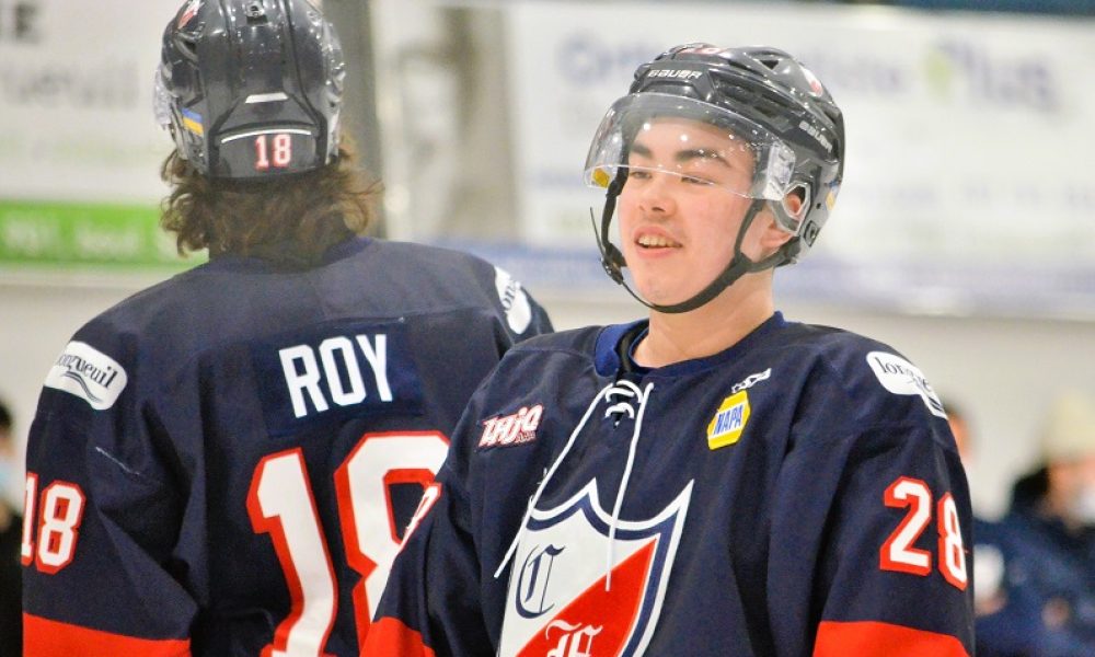 Chris Roy et Owen Stammer du Collège Français. Photo: Justin Gervais