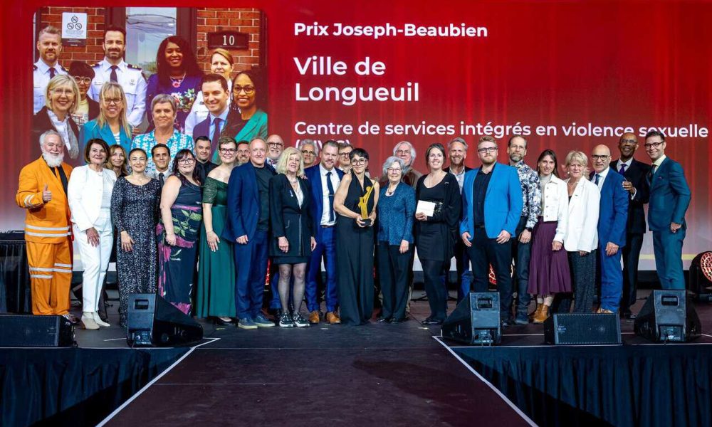 centre,services,mérite,ovation,municipale,violence,sexuelle,prix,conseil,idée,projet,police,abus,parcours,aide,défi,gagner,catégories,madame,finalistes