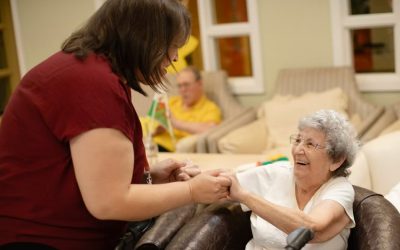 Article: Une intervenante de Saint-Lambert lance un outil pour soutenir les proches aidants 
