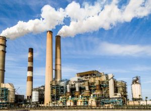 Le gouvernement du Québec a accordé des ententes de dérogations aux normes environnementales à 89 usines de la province. Photo: Pixabay