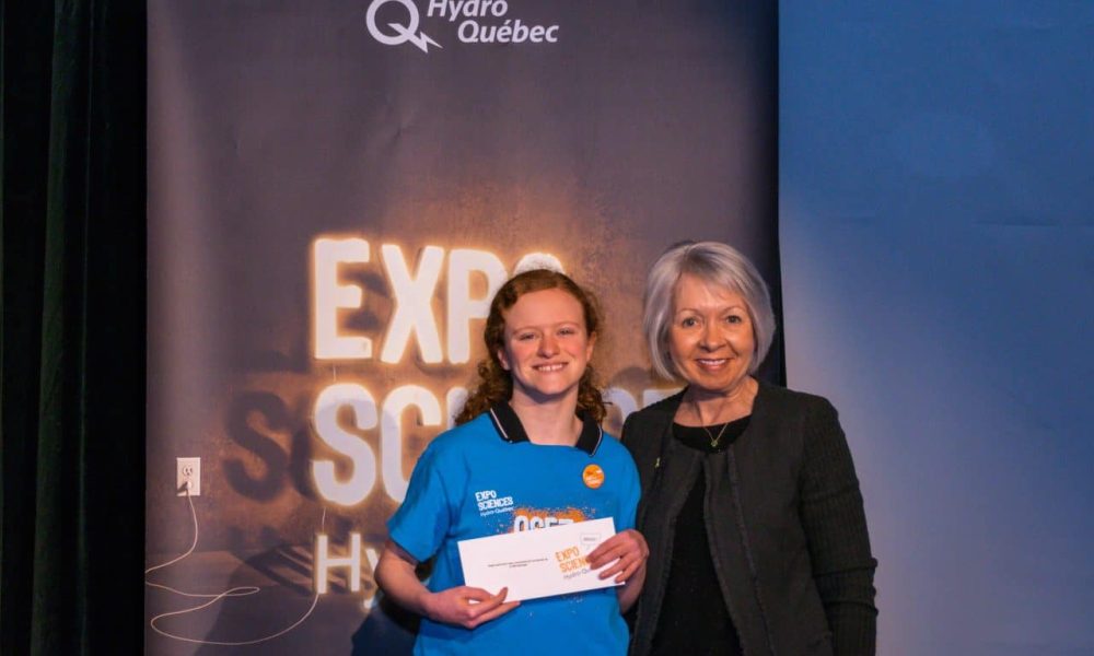Rosalie Surprenant, une élève de l’école secondaire du Mont-Bruno de la Commission scolaire des Patriotes (CSP) a remporté une bourse de 250 $ pour son projet scientifique À vos marques, manipulez!, présenté à l’Expo Science en Montérégie.
