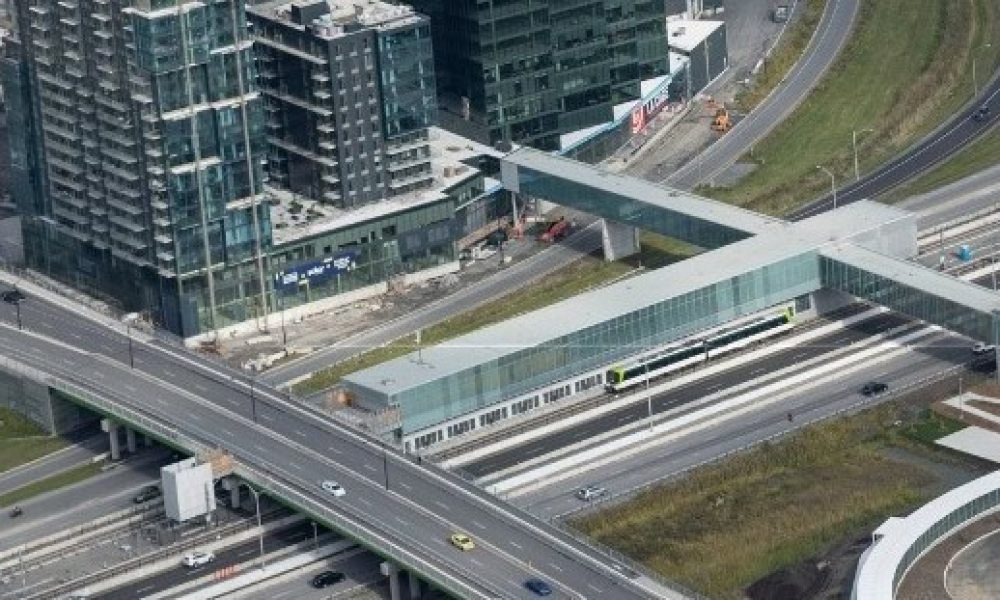 fm1033,REM,homme,vie,20 ans,station,Quartier,repose,critique,état,intrusion,enquête,Brossard,scène,danger,impact