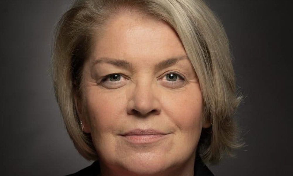 La députée libérale Sherry Romanado de Longueuil-Charles-LeMoyne donne son soutien à Mark Carney dans la course à la direction du Parti libéral du Canada.