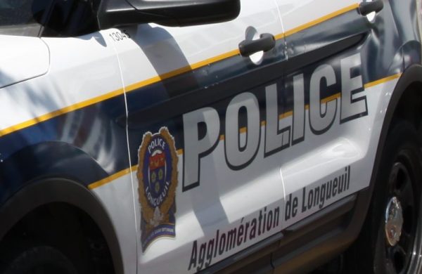 La police enquête sur un feu de trois véhicules à Saint-Hubert
