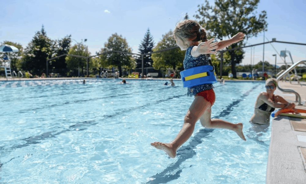 Pataugeoire, piscine, tennis, une multitude d’activités prévues à Saint-Lambert