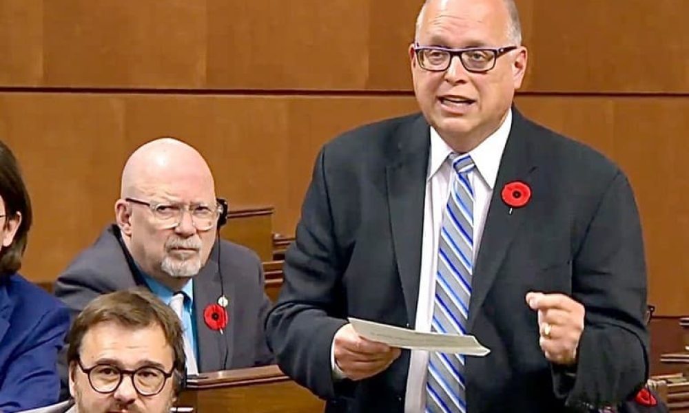 Un député bloquiste salue la fermeture d’une des pistes d’atterrissage