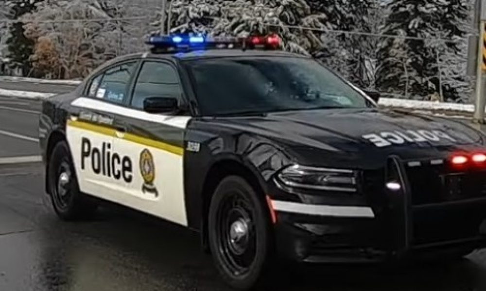 Une poursuite policière à Beloeil se termine en tonneaux