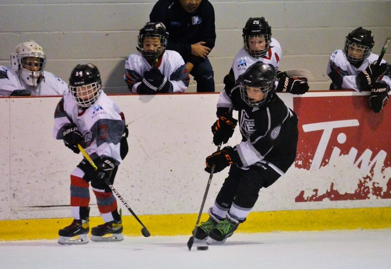 Le Tournoi de hockey M11 AndréMadore bat son plein à Brossard