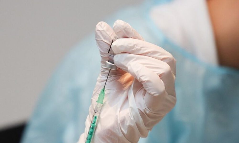 C’est ce mardi que commence la vaccination d’une 4e dose de vaccin