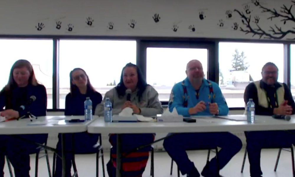 député,Vachon,bilan,disparition,dépôt,région,ministre,lumières,loi,réseaux,permis,enfants,briser,vérité,communautés,décès,admissions