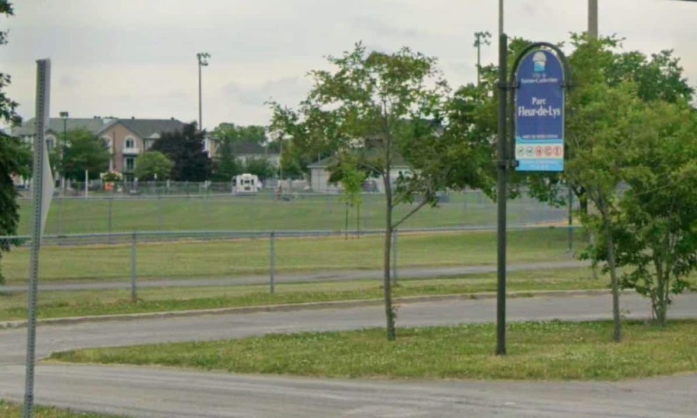 abris,tôle,parc,ville,investir,nouveaux,confort,usagers,conseil,municipal,prix,estivales,chaleurclientèle,contrat,besoins,citoyens