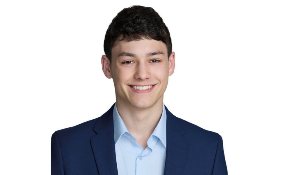 CAQ,présente,candidature,La Pinière,candidat,élections,provinciales,jeune,énergie,population,parti,idées,scène