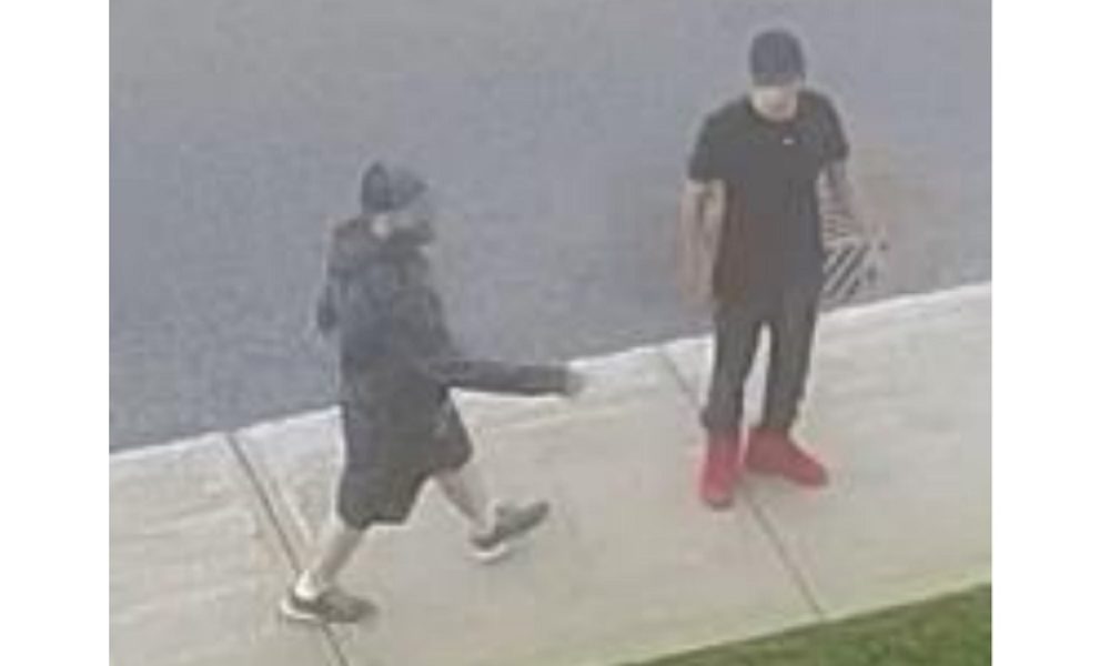 Les suspects recherchés par la Régie intermunicipale de police Roussillon. Photo: Courtoisie