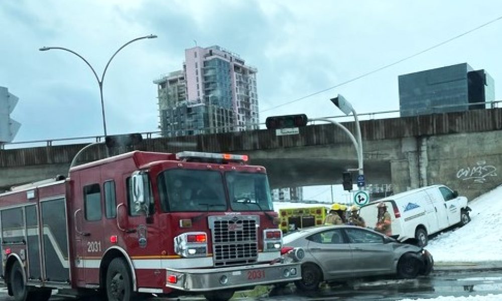 Une femme est blessée dans un accrochage