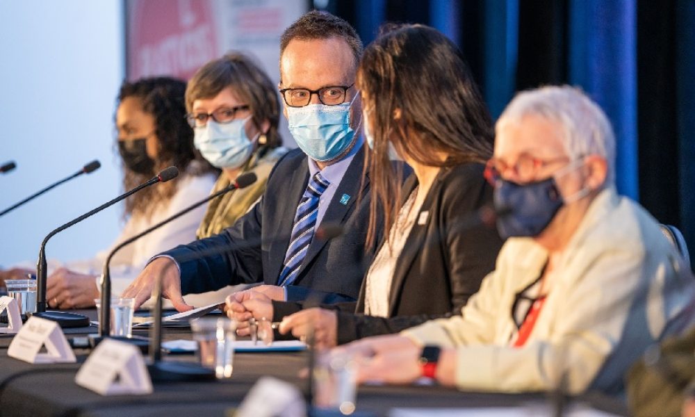Les syndicats en santé ont fait front commun pour présenter leur « plaidoyer pour des ratios sécuritaires ». Photo : FIQ Facebook
