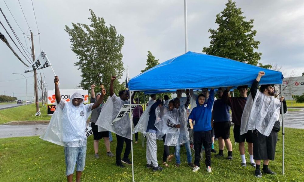 Le principal point en litige est le salaire, selon le syndicat. Photo: Facebook CSN