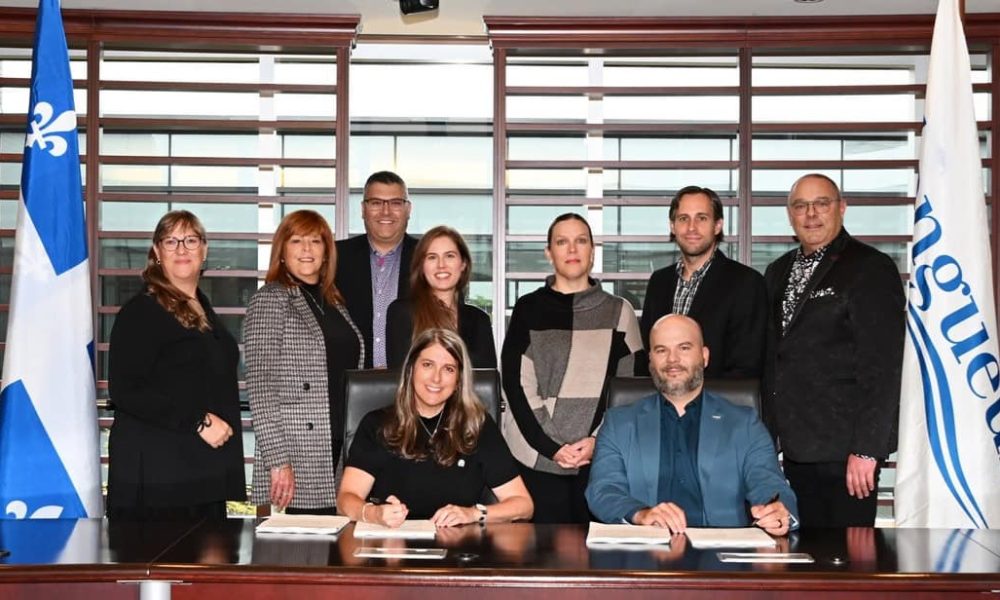 Les 1200 cols blancs de Longueuil ont la convention collective